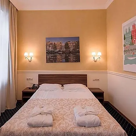 Amsterdam Hotel